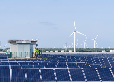 A new policy adds clear economic incentives to increase uptake of renewable energy in China. (Getty)